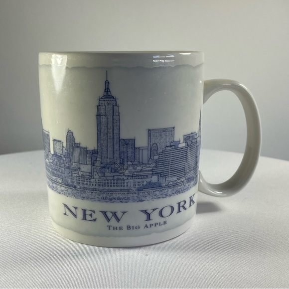 Starbucks NEW YORK -The Big Apple Empire State 2010 Mug - White and Blue - Picture 5 of 6